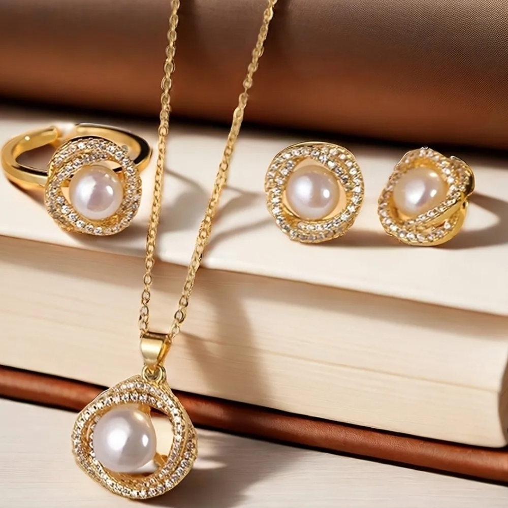 Vintage Inspired Elegant Faux Pearl & Rhinestone Jewelry Set. NWT